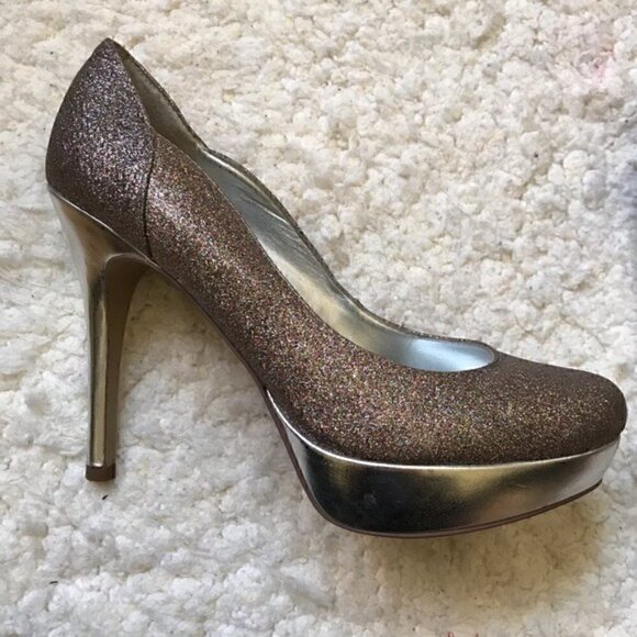 GUESS: Multicolored Rainbow Metallic Glitter Heels Platform Pumps Sz 8.5 - Picture 5 of 14